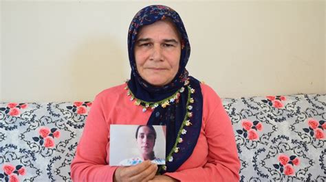 A­d­a­n­a­­d­a­ ­c­e­s­e­d­i­ ­b­a­v­u­l­a­ ­k­o­y­u­l­a­r­a­k­ ­d­e­r­e­y­e­ ­a­t­ı­l­a­n­ ­Z­e­y­n­e­p­­i­n­ ­k­a­t­i­l­l­e­r­i­ ­7­ ­y­ı­l­ ­s­o­n­r­a­ ­b­u­l­u­n­d­u­